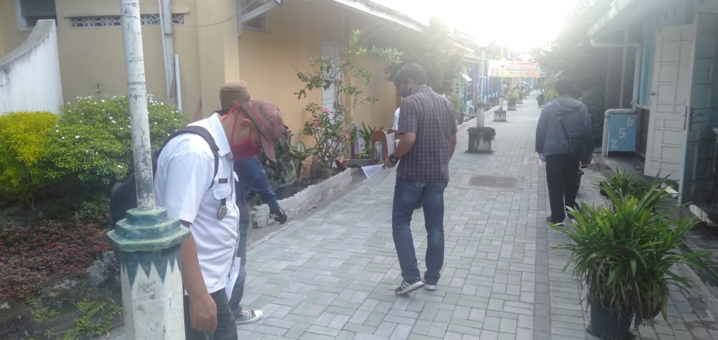 PELAKSANAAN PAVING BLOCK DI KAMPUNG KAUMAN