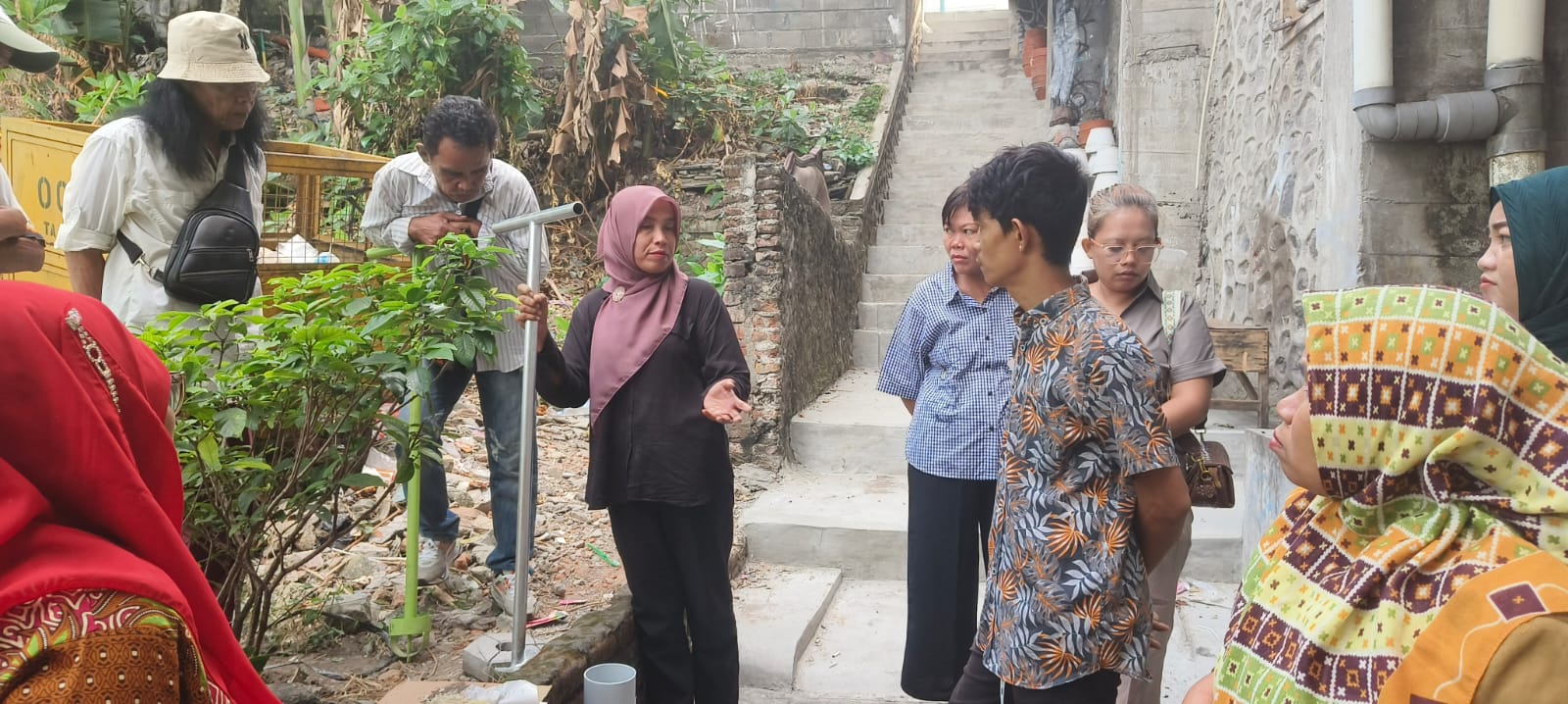 KELURAHAN NGUPASAN GELAR MARATON PELATIHAN PENGOLAHAN SAMPAH BIOPORI DI KAMPUNG KETANDAN DAN KAMPUNG KAUMAN